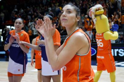 Valencia Basket revalida su título invernal gracias a una defensa histórica