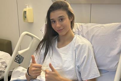Raquel Carrera, operada con éxito de su rodilla derecha