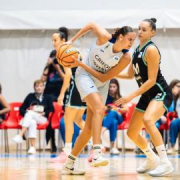 D.2: Partidos muy intensos en un día de debut