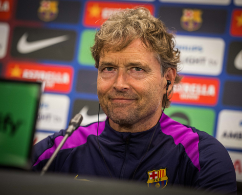 label.aria.barcelonabadge Marcus Sorg espera un partido complicado El segundo entrenador alemán asumirá las funciones principales para el Clásico del domingo debido a la suspensión del primer equipo Hansi Flick label.aria.clock Hace 50 min