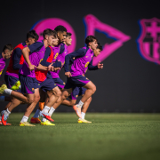 label.aria.barcelonabadge Sesión de recuperación del lunes Los blaugranas se ejercitan en la Ciutat Esportiva tras el Clásico del primer equipo de LaLiga label.aria.clock Hace 14 min