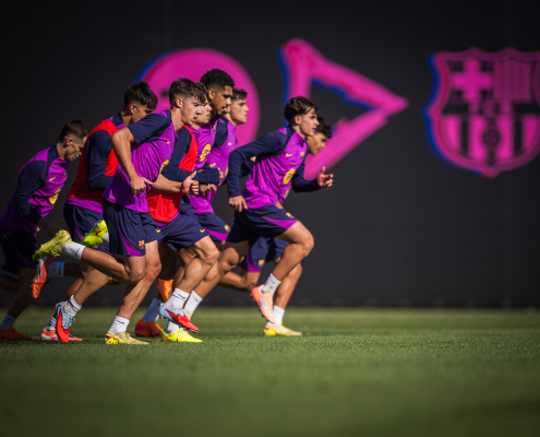 label.aria.barcelonabadge Sesión de recuperación del lunes Los blaugranas se ejercitan en la Ciutat Esportiva tras el Clásico del primer equipo de LaLiga label.aria.clock Hace 14 min