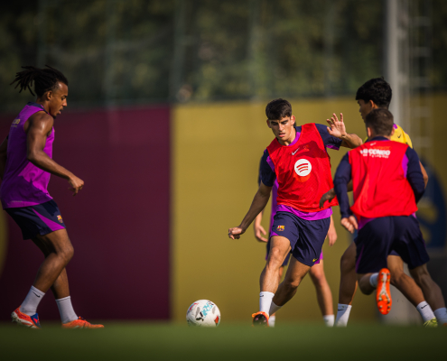 label.aria.barcelonabadge Todos los internacionales vuelven a entrenar Con todos en casa después de cumplir con sus obligaciones con sus países, las mentes ahora están completamente centradas en el derbi de este fin de semana contra el primer equipo del Girona label.aria.clock hace 14 minutos