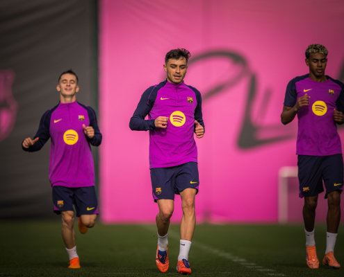 label.aria.barcelonabadge Último entrenamiento antes del Clásico Jules Kounde entrena con normalidad el día previo al viaje al primer equipo del Santiago Bernabéu label.aria.clock Hace 42 min