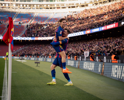 label.aria.barcelonabadge Barça - Athletic 4-0: regreso triunfal Un día espectacular sólo podía terminar de una manera: con una espectacular victoria en el primer día en un impresionante Spotify Camp Nou Primer equipo label.aria.clock Hace 6 horas