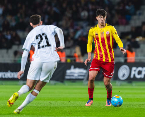 label.aria.barcelonabadge Bernal será titular con Cataluña en el partido benéfico contra Palestina Una velada solidaria y solidaria en el Estadi Olímpic con el centrocampista en el césped y el entrenador Flick en la grada Primer equipo label.aria.clock Hace 1 hora