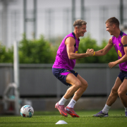 FC. Barcelona: label.aria.barcelonabadge Gracias a asistencia–white Lewandowski y Olmo vuelven label.aria.barcelonabadge Gracias a asistencia--white Lewandowski y Olmo vuelven ante el Elche La dupla del FC Barcelona se declara recuperada y está incluida en la convocatoria para el partido del domingo Primer Equipo label.aria.clock Hace 32 minutos