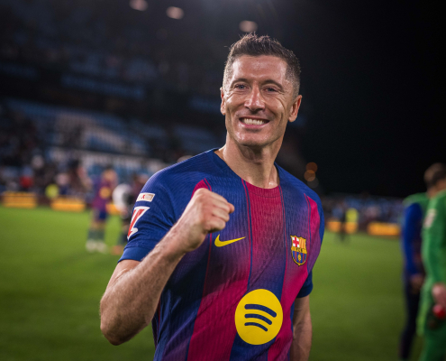 label.aria.barcelonabadge Lewandowski, un asesino dentro del área El azulgrana volvió al once inicial y anotó un hat-trck ante el primer equipo del Celta de Vigo label.aria.clock Hace 1 hora