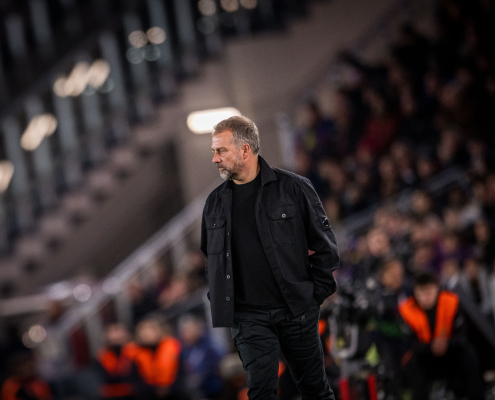 label.aria.barcelonabadge 'Creo que nuestra actuación ha sido una de las mejores esta temporada' Entrenador blaugrana "muy orgulloso" con la actuación de su equipo Primer Equipo label.aria.clock Hace 1 hora