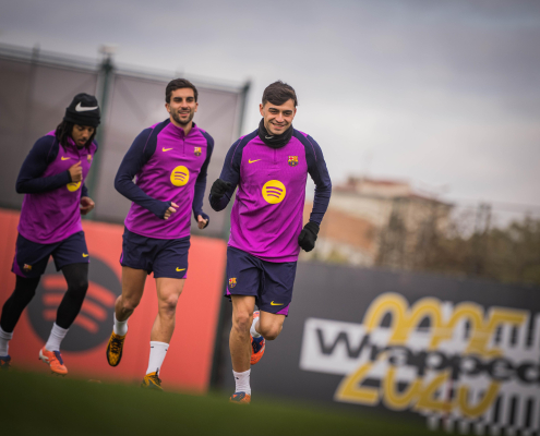 label.aria.barcelonabadge De vuelta al trabajo Todos los blaugrana disponibles se entrenan para preparar la visita de Osasuna al primer equipo del Camp Nou en Spotify label.aria.clock Hace 16 Mins