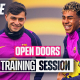 label.aria.barcelonabadge EN VIVO: Entrenamiento a puertas abiertas La vuelta blaugrana al trabajo con una sesión de puertas abiertas en el Estadi Johan Cruyff retransmitida en directo por el canal de YouTube del Club Primer Equipo label.aria.clock Hace 1 hora