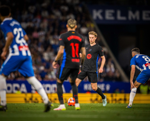 label.aria.barcelonabadge El mejor derbi de los últimos años Tanto el FC Barcelona como el Espanyol se encuentran en posiciones fuertes en la clasificación liguera de cara al choque del sábado Primer Equipo label.aria.clock Hace 51 Mins