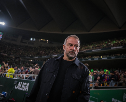 label.aria.barcelonabadge 'Los jugadores lo dieron todo' El entrenador del FC Barcelona responde a una fabulosa actuación global que ganó un animado encuentro en Sevilla Primer Equipo label.aria.clock Hace 23 Mins