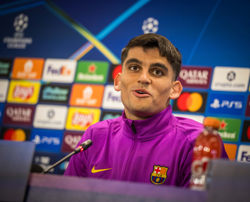 label.aria.barcelonabadge 'No podemos dejar escapar más puntos' El defensa da su opinión antes del partido clave de la Liga de Campeones contra el primer equipo del Eintracht Frankfurt label.aria.clock Hace 52 minutos