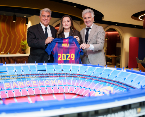 label.aria.barcelonabadge Pina se quedará hasta 2029 La delantera del equipo femenino firma un nuevo contrato con el FC Barcelona Femenino label.aria.clock Hace 10 min