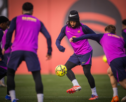 label.aria.barcelonabadge Vuelta al trabajo con el Villarreal en el horizonte Tras dos días de descanso, el líder de la Liga inicia los preparativos para el último partido del primer equipo de 2025 label.aria.clock Hace 32 min