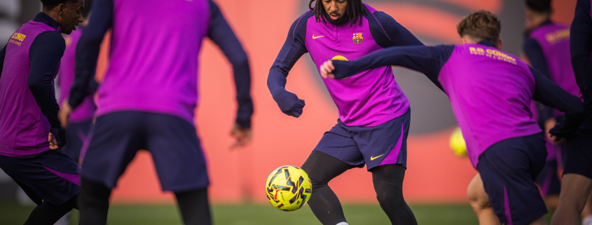 label.aria.barcelonabadge Vuelta al trabajo con el Villarreal en el horizonte Tras dos días de descanso, el líder de la Liga inicia los preparativos para el último partido del primer equipo de 2025 label.aria.clock Hace 32 min