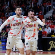 CRÓNICA Jº Liga 13| ElPozo gana el competitivo derbi regional (1-2)