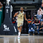 Ofrecido por asistencia Reacción triunfale (91-98) Reloj baloncesto label.aria.clock Hace 1 hora