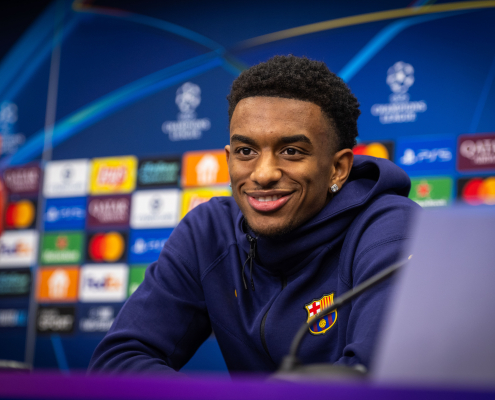 label.aria.barcelonabadge Balde: 'El Barça quiere ganar todos los trofeos' El lateral blaugrana destaca las ganas del Barça de llegar a la Champions, la confianza del equipo y la importancia de jugar a un alto nivel en Praga a pesar de las condiciones meteorológicas Primer equipo label.aria.clock Hace 31 min
