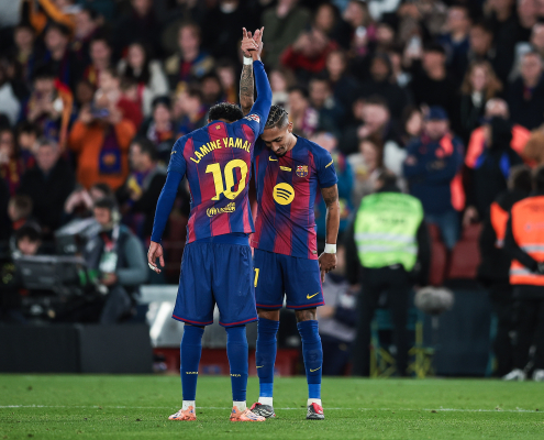 label.aria.barcelonabadge El Barça iguala un récord de 82 años El equipo de Hansi Flick marca al menos un gol en cada partido de LaLiga disputado en 2025 para igualar al equipo de 1943 entrenado por Joan Josep Nogués Primer equipo label.aria.clock 23 dic 25