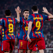 FC. Barcelona: label.aria.barcelonabadge El choque entre el líder Barça y label.aria.barcelonabadge El choque entre el líder Barça y el Racing de Santander, líder de primera y segunda división, se miden en El Sardinero en los octavos de final de la Copa del Rey Primer equipo label.aria.clock Hace 37 Mins