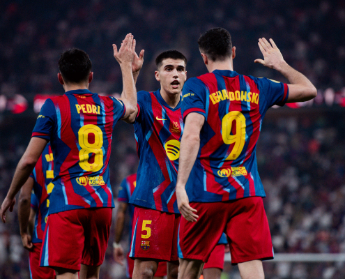 label.aria.barcelonabadge El choque entre el líder Barça y el Racing de Santander, líder de primera y segunda división, se miden en El Sardinero en los octavos de final de la Copa del Rey Primer equipo label.aria.clock Hace 37 Mins