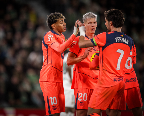 label.aria.barcelonabadge Elche - Barça 1-3: tres puntos más Lamine Yamal, Ferran Torres y Marcus Rashford marcan goles pero podría haber habido aún más gracias a una elegante actuación del primer equipo líder de la Liga label.aria.clock Hace 25 minutos