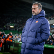 label.aria.barcelonabadge Hansi Flick: 'Era clave dejar la portería a cero' El técnico del Barça reacciona ante la victoria ante el Racing en el primer equipo de la Copa del Rey label.aria.clock Hace 37 Mins