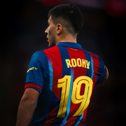 label.aria.barcelonabadge Roony Bardghji, nuevo número 19 del sueco asignado al dorsal del primer equipo y dejará vacante la camiseta número 28 de la final de la Supercopa de España Primer equipo label.aria.clock Hace 24 Mins