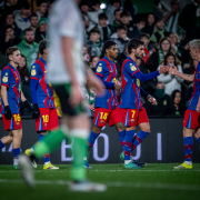 label.aria.barcelonabadge Segunda mejor racha de victorias de la historia La victoria en el Racing de Santander suma once triunfos seguidos para un equipo en plena forma Primer Equipo label.aria.clock Hace 3 horas