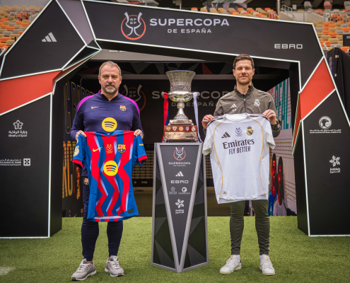 label.aria.barcelonabadge Vídeo: 'Estoy contento con el equipo' El entrenador del FC Barcelona, con su visión de cara a la final de la Supercopa de España ante el primer equipo del Real Madrid label.aria.clock Hace 1 hora