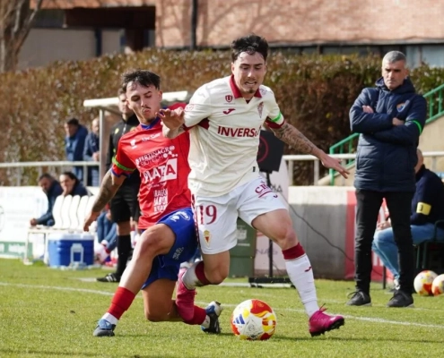 El Real Murcia suma un punto en Teruel en un partido cerrado (0-0)