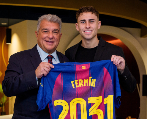 label.aria.barcelonabadge Fermín firma una ampliación de contrato hasta 2031 El centrocampista azulgrana firma el acuerdo previamente anunciado en presencia del presidente Joan Laporta y miembros de la Comisión Deportiva del primer equipo label.aria.clock hace 1 hora