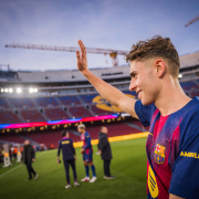 FC. Barcelona: label.aria.barcelonabadge Fermín iguala sus mejores cifras goleadoras El label.aria.barcelonabadge Fermín iguala sus mejores cifras goleadoras El andaluz suma 11 goles en lo que va de temporada, los mismos que su total en la 2023/24 Primer Equipo label.aria.clock Hace 1 hora