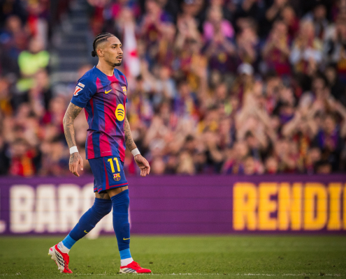label.aria.barcelonabadge Gracias a asistencia--white Noticias sobre lesiones de Raphinha El brasileño tiene una lesión en el bíceps femoral del muslo derecho, según confirman las pruebas médicas realizadas por el primer equipo de la CBF label.aria.clock Hace 3 minutos