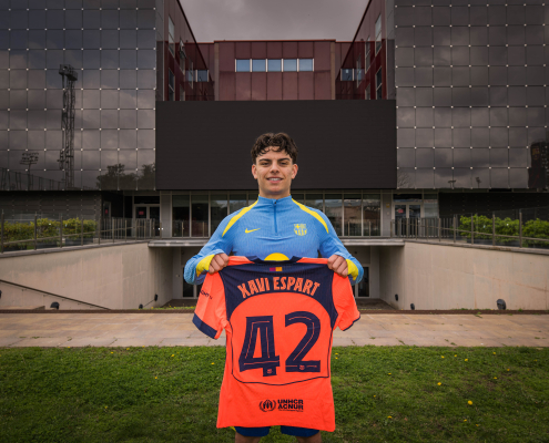 label.aria.barcelonabadge 'Es un sueño hecho realidad' El joven catalán disputó sus primeros minutos con el Club en el partido de Liga de Campeones ante el primer equipo del Newcastle label.aria.clock Hace 2 horas