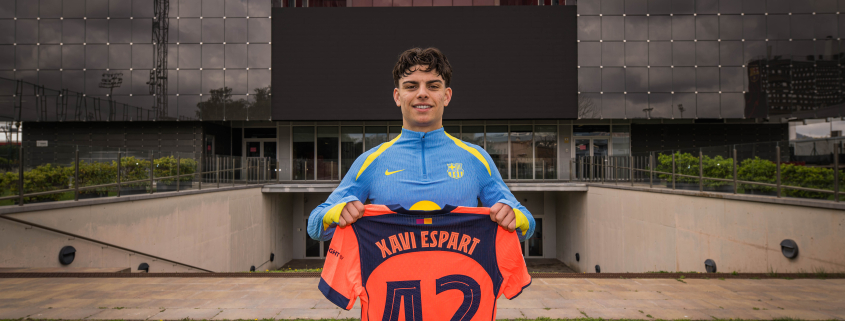 label.aria.barcelonabadge 'Es un sueño hecho realidad' El joven catalán disputó sus primeros minutos con el Club en el partido de Liga de Campeones ante el primer equipo del Newcastle label.aria.clock Hace 2 horas