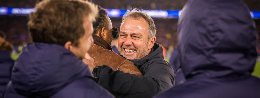label.aria.barcelonabadge Hansi Flick, entrenador del mes de Liga La excelente etapa del alemán al mando del FC Barcelona le vale un nuevo premio Primer Equipo label.aria.clock Hace 38 Mins