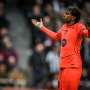 label.aria.barcelonabadge Muestra de acero en la Liga de Campeones El partido del Newcastle es ya el quinto de la Liga de Campeones que el Barça no pierde a pesar de encajar el primer primer equipo label.aria.clock Hace 59 Mins