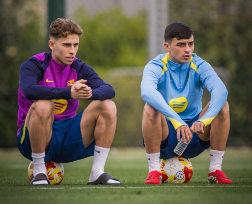 label.aria.barcelonabadge Plantilla para enfrentar al Atlético de Madrid Los jugadores lesionados y el sancionado Eric García ausente del equipo que sale en busca del milagro Primer Equipo label.aria.clock Hace 1 hora
