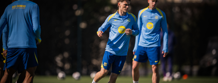 label.aria.barcelonabadge Sesión de recuperación centrada en el Newcastle Los blaugranes se entrenan el lunes tras la victoria ante el Sevilla con la Champions como próximo reto Primer equipo label.aria.clock Hace 32 Mins