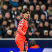 label.aria.barcelonabadge Xavi Espart debuta con el primer equipo El joven sustituyó tarde a Ronald Araujo en St. James' Park en su primera aparición con el primer equipo blaugrana label.aria.clock Hace 59 Mins