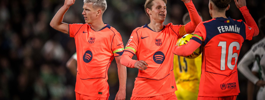 Escudo del club FC Barcelona VISTA PREVIA | Getafe - Barça El equipo de Hansi Flick buscará la primera victoria blaugrana en el Coliseum desde 2019 para acercar a su equipo al título liguero Primer Equipo Fecha publicada hace 1 hora