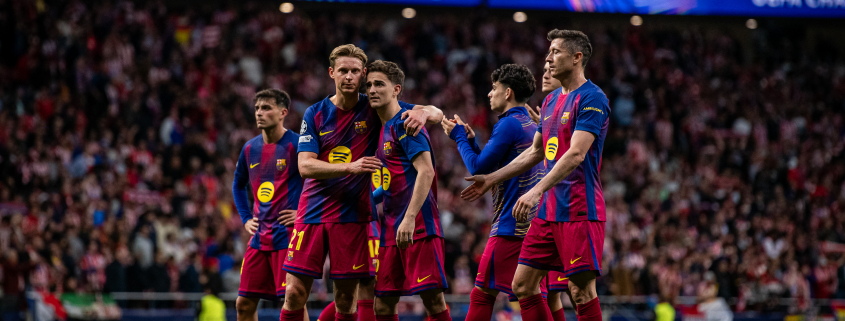 Escudo del FC Barcelona Atlético 1-2 Barça: esfuerzo heroico Los goles de Lamine Yamal y Ferran Torres dan esperanza a una remontada heroica pero no hubo un final de cuento de hadas y la andadura en la Liga de Campeones ha terminado Primer Equipo Noticia publicada hace 59 Minutos