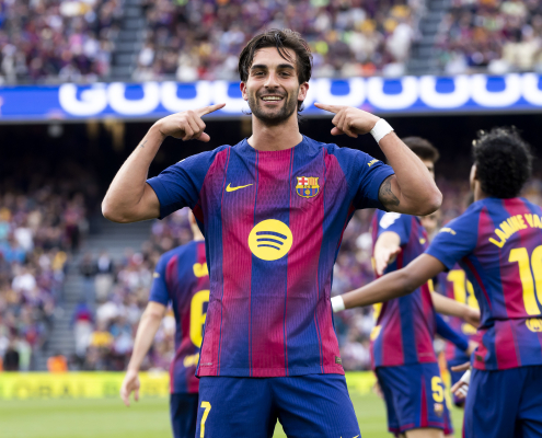 Escudo del FC Barcelona Barça - Espanyol 4-1: cerca del título La victoria en el derbi en Spotify en el Camp Nou sitúa al líder de la Liga con nueve puntos de diferencia con el primer equipo del Real Madrid Publicado hace 2 horas