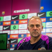 Escudo del FC Barcelona 'No podemos cometer ningún error' El técnico alemán recuerda que “el Getafe defiende muy bien” y analiza la situación del equipo sin Lamine Yamal en este tramo final de LaLiga Primer Equipo Fecha de publicación Hace 46 min