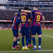 Escudo del club FC Barcelona VISTA PREVIA | Barça-Celta Siete jornadas para el final de Liga y tres puntos más de este miércoles acercarían aún más el título al primer equipo de la capital catalana Fecha de publicación Hace 58 Minutos