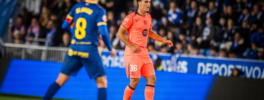 Escudo del FC Barcelona Álvaro Cortés debuta El central aragonés debuta como titular en el primer equipo de Mendizorrotza Fecha de publicación Hace 1 hora