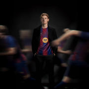 Escudo del FC Barcelona Anthony Gordon llega al Barça El extremo inglés firma hasta 2031 tras impactar en el fútbol europeo durante su paso por el primer equipo del Newcastle United Fecha de publicación Hace 18 Minutos
